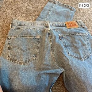 Levi's Classic Blue Jeans with Brown Label